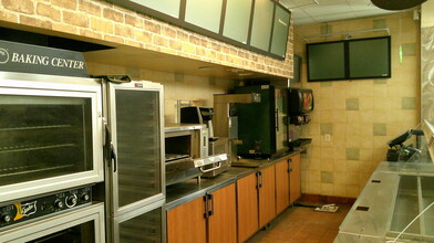 2086 Newpark Mall, Newark, CA à louer Photo intérieure- Image 1 de 1