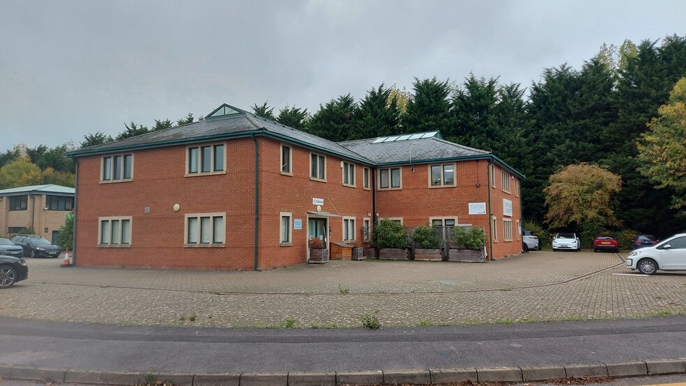 Nursery Rd, North Leigh à vendre - Photo du bâtiment - Image 2 de 9