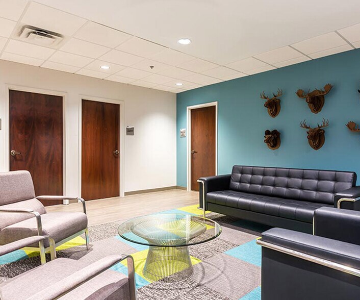 2302 Parklake Dr, Atlanta, GA à louer - Photo intérieure - Image 1 de 5