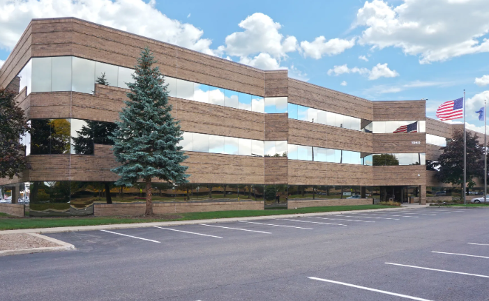 1960 Technology Dr, Troy, MI for lease - Building Photo - Image 2 of 6