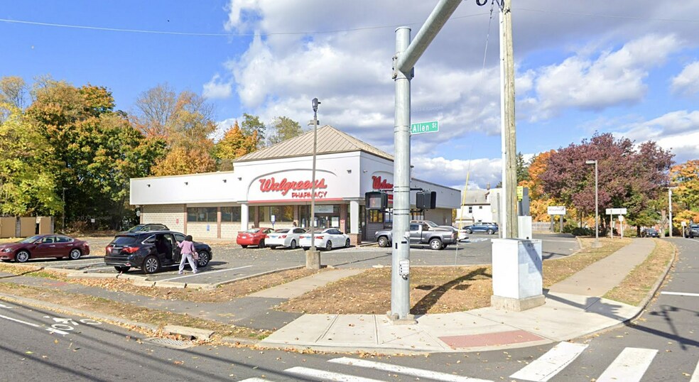 1350 Stanley St, New Britain, CT à louer - Photo du bâtiment - Image 2 de 5