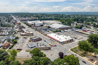 Garfield Turney Plaza - Épicerie