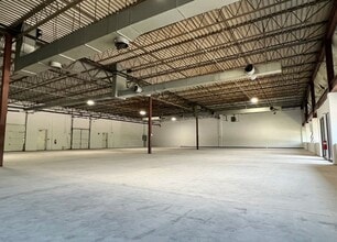 1408 Northland Dr, Mendota Heights, MN for lease Interior Photo- Image 1 of 3