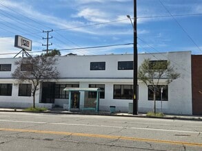2201 N Hollywood Way, Burbank, CA for lease Building Photo- Image 1 of 8