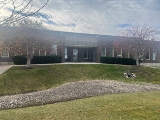 Plus de détails pour 1355 Wilhelm Rd, Mundelein, IL - Industriel à louer