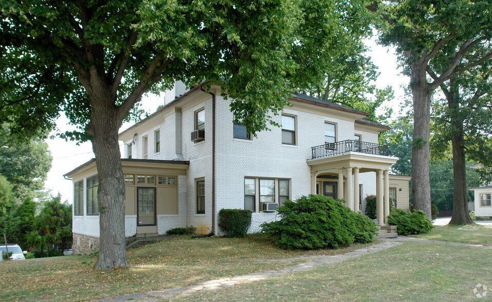 600 E Joppa Rd, Towson, MD à vendre - Photo du bâtiment - Image 1 de 36