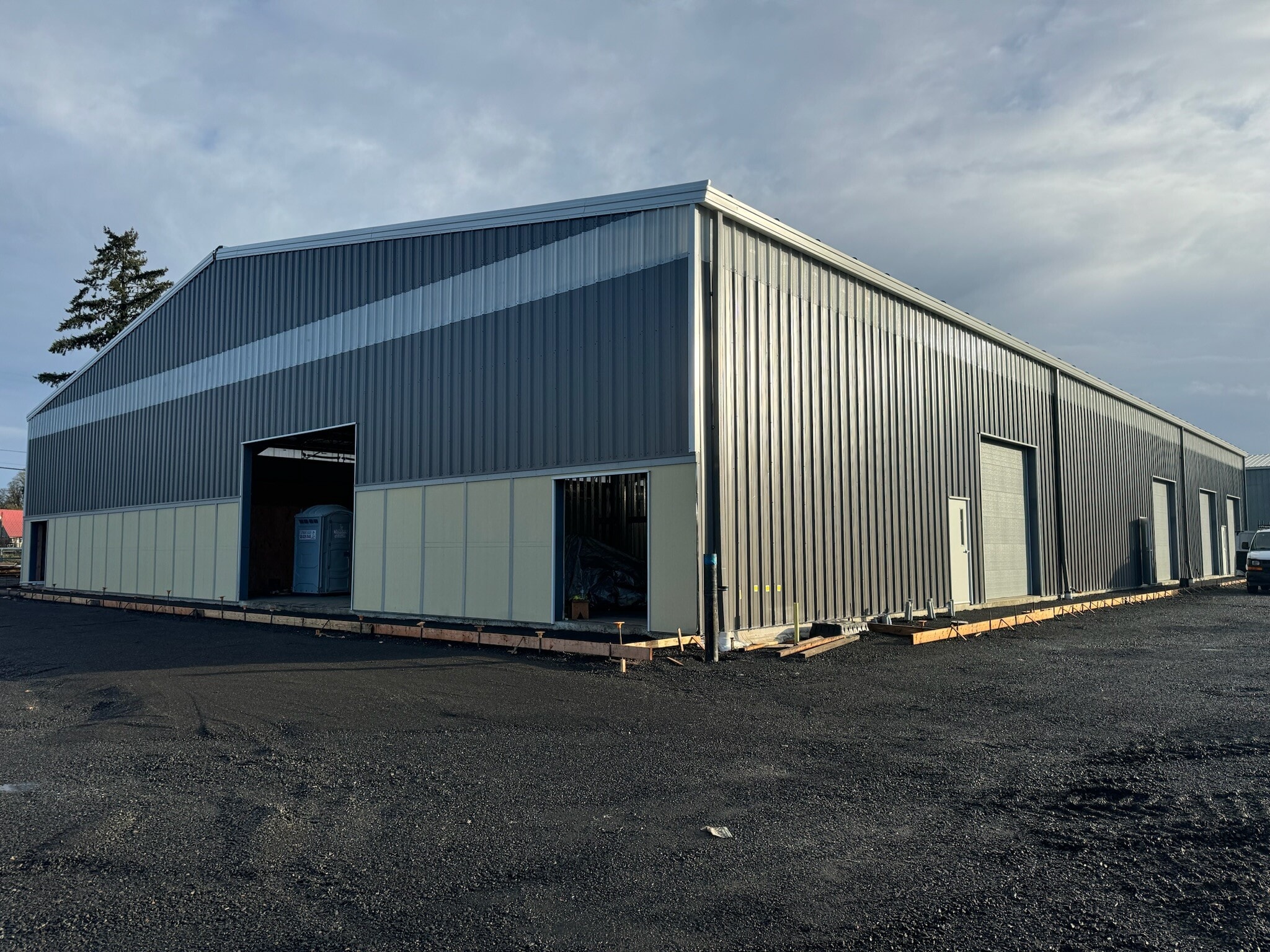 1060 Commerce Ct, Silverton, OR for lease Primary Photo- Image 1 of 2