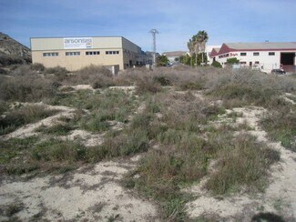 Plus de détails pour Terrain à vendre