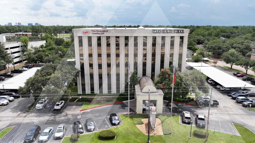 11511 Katy Fwy, Houston, TX à louer - Photo du bâtiment - Image 2 de 17