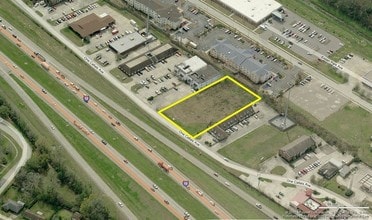 8058 One Calais, Baton Rouge, LA - Aerial map view