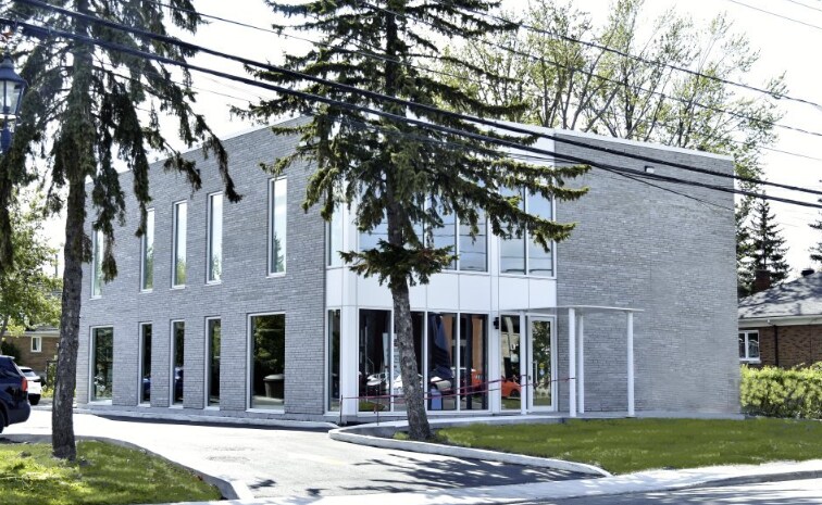 462 Av Saint-Charles, Vaudreuil-dorion, QC for lease - Primary Photo - Image 1 of 1