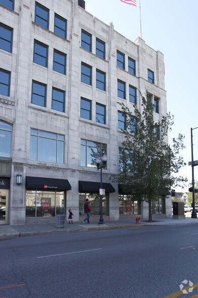 3959 N Lincoln Ave, Chicago, IL à vendre - Photo du bâtiment - Image 2 de 3