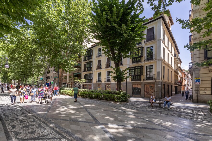 Calle Mirasol, 18, Granada, Granada à vendre - Photo du bâtiment - Image 2 de 37