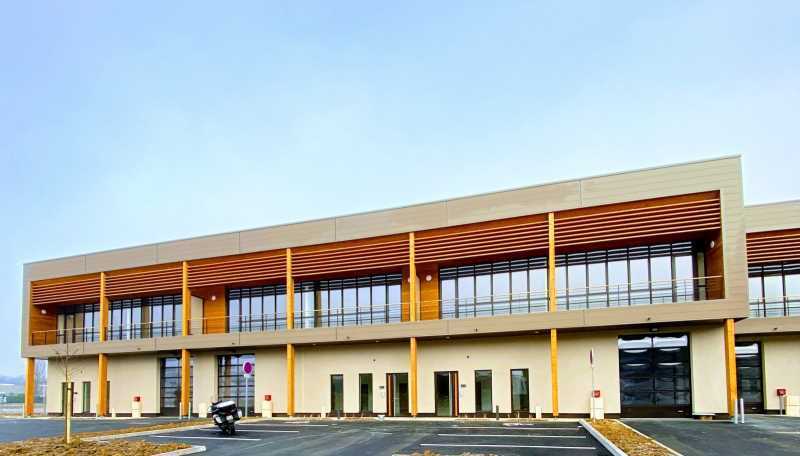 Flex in Collégien for lease - Building Photo - Image 2 of 14