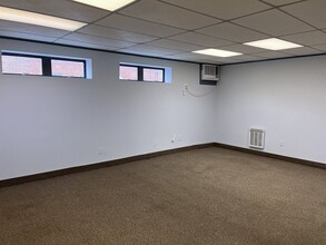 246 Mineola Blvd, Mineola, NY for lease Interior Photo- Image 1 of 2