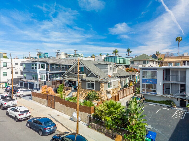2141 Front St, San Diego, CA à vendre - Photo du bâtiment - Image 2 de 14