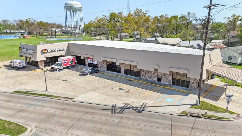 421 W Tunnel Blvd, Houma, LA à vendre - Photo du bâtiment - Image 2 de 14