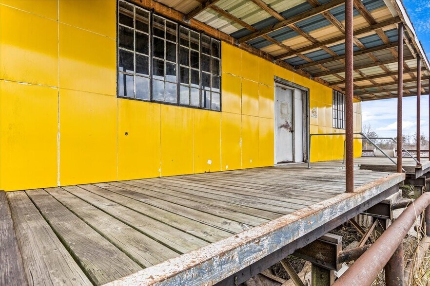 13109 TX-172 Hwy, La Ward, TX à vendre - Photo du bâtiment - Image 3 de 12
