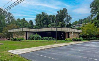 570 S Trade St, Tryon NC - Parking Garage