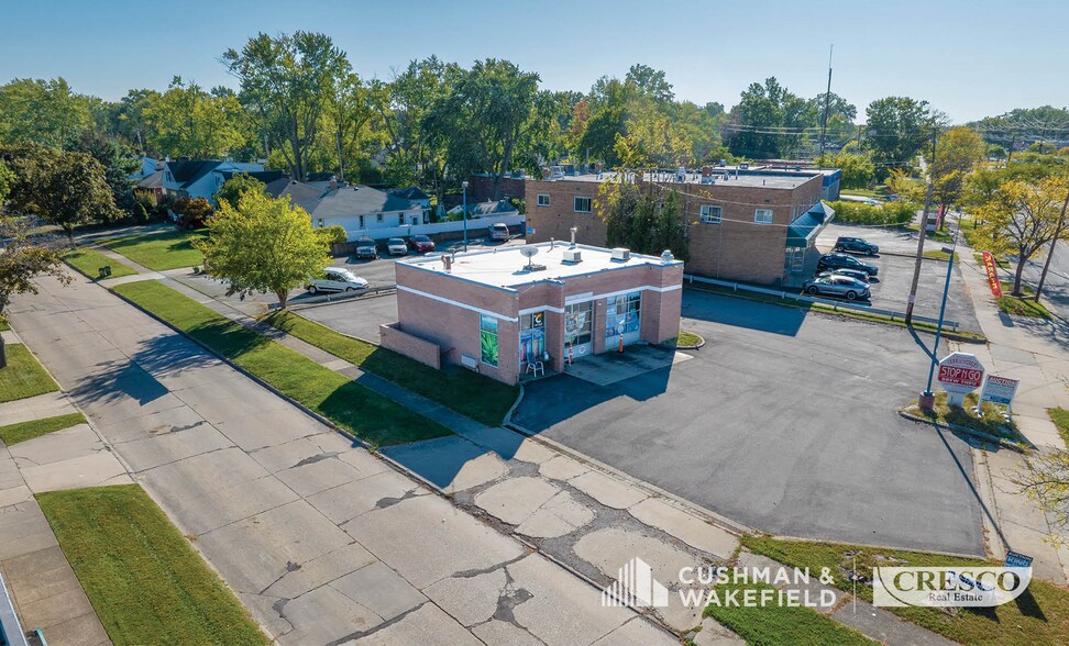 6505 Pearl Rd, Parma Heights, OH à vendre - Photo du bâtiment - Image 3 de 4