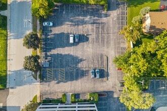 7000 W 111th St, Worth, IL - AÉRIEN  Vue de la carte - Image1