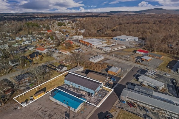 107 Lyon St, McMinnville, TN for sale - Aerial - Image 3 of 7