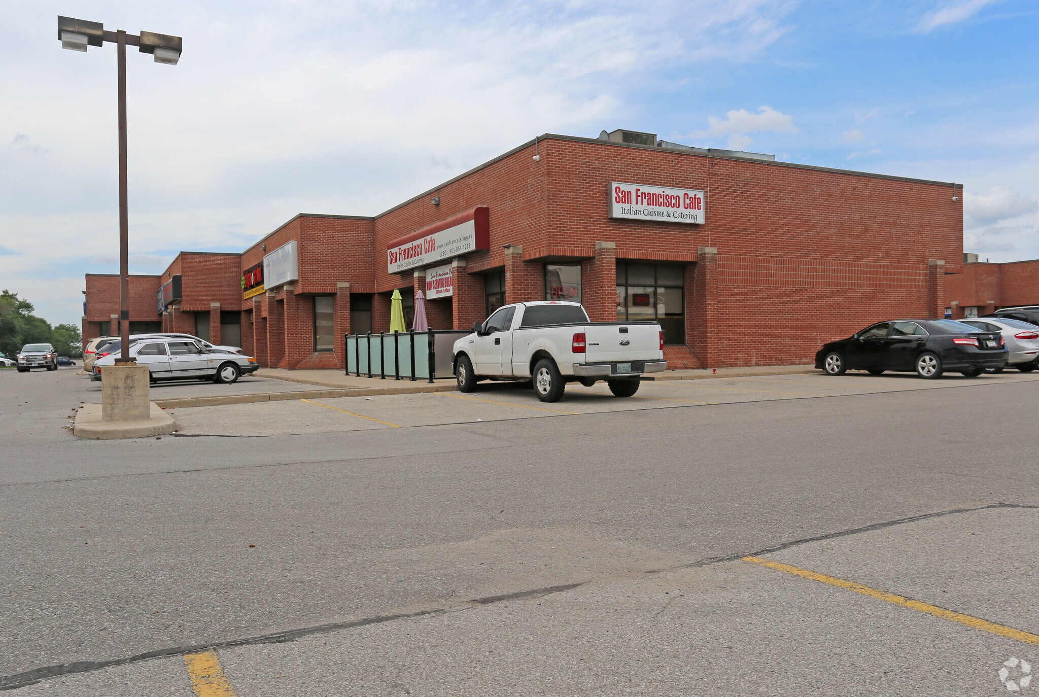 4140 Steeles Ave W, Vaughan, ON à vendre Photo principale- Image 1 de 1