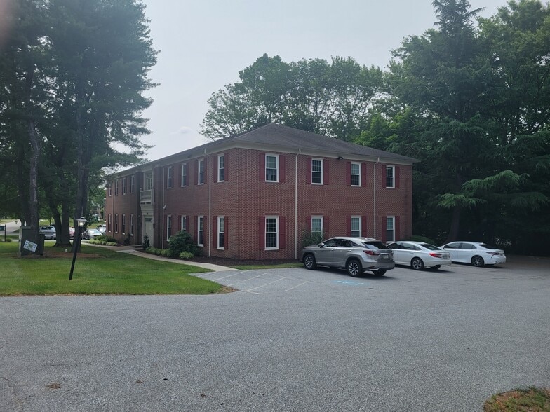 105 Chesley Dr, Media, PA for lease - Primary Photo - Image 1 of 17