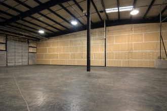 6101 NE 127th Ave, Vancouver, WA à louer Photo intérieure- Image 2 de 4