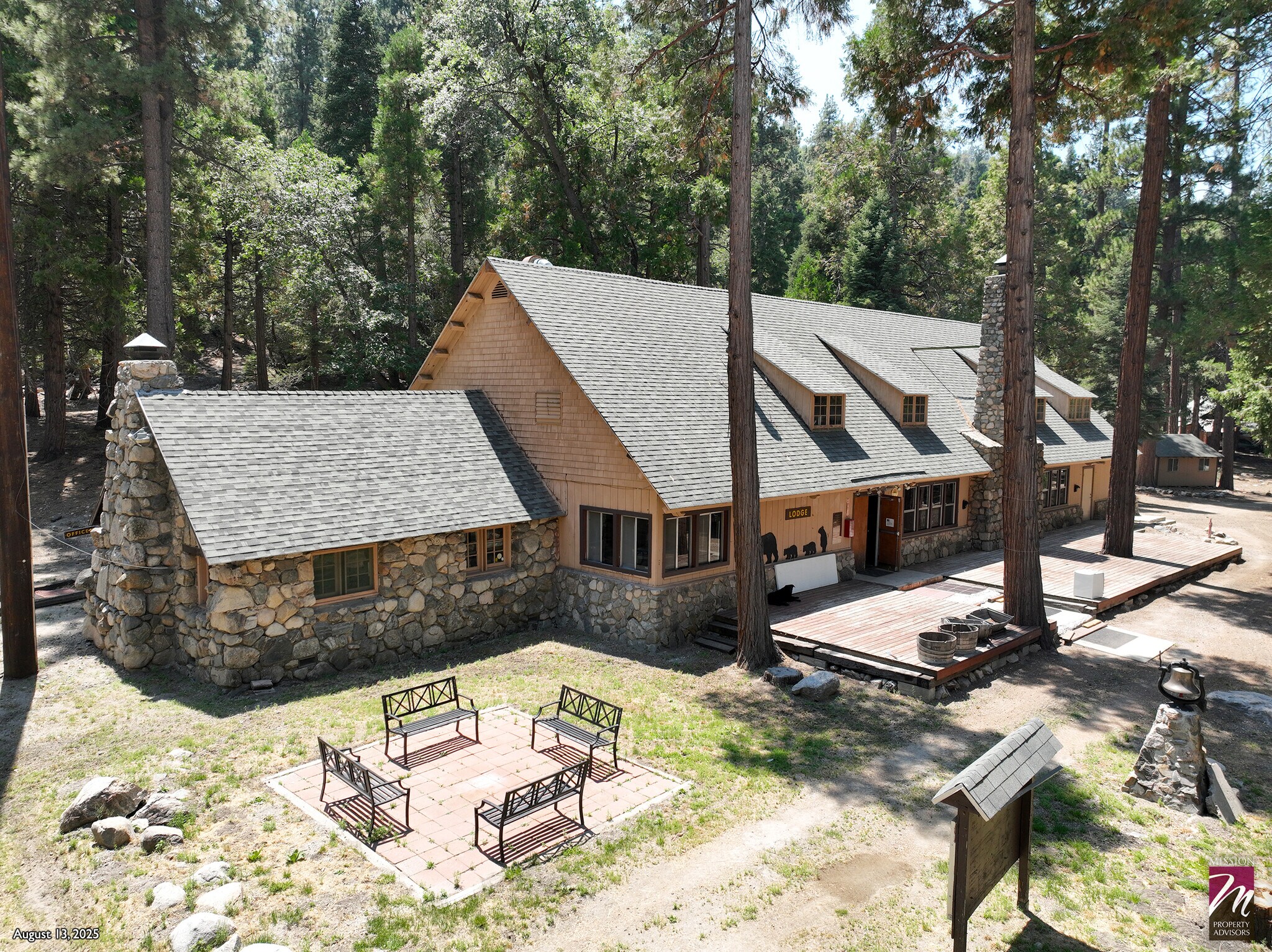 42193 Seven Oaks Road, Angelus Oaks, CA à vendre Photo du bâtiment- Image 1 de 42