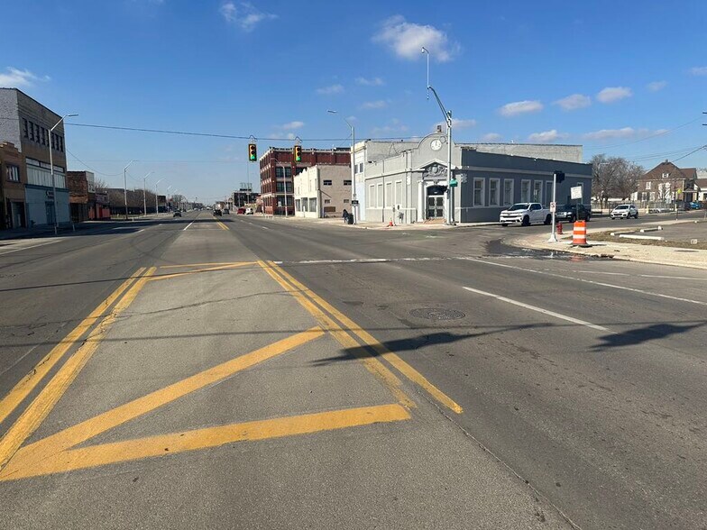 5536 Michigan Ave, Detroit, MI à vendre - Photo du bâtiment - Image 3 de 8