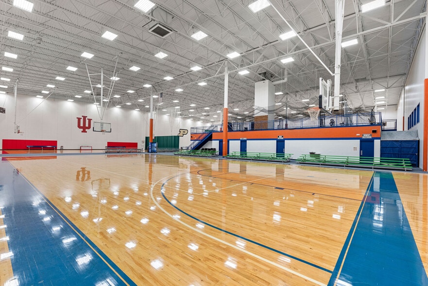 127 E US Highway 6, Valparaiso, IN for sale - Interior Photo - Image 2 of 47