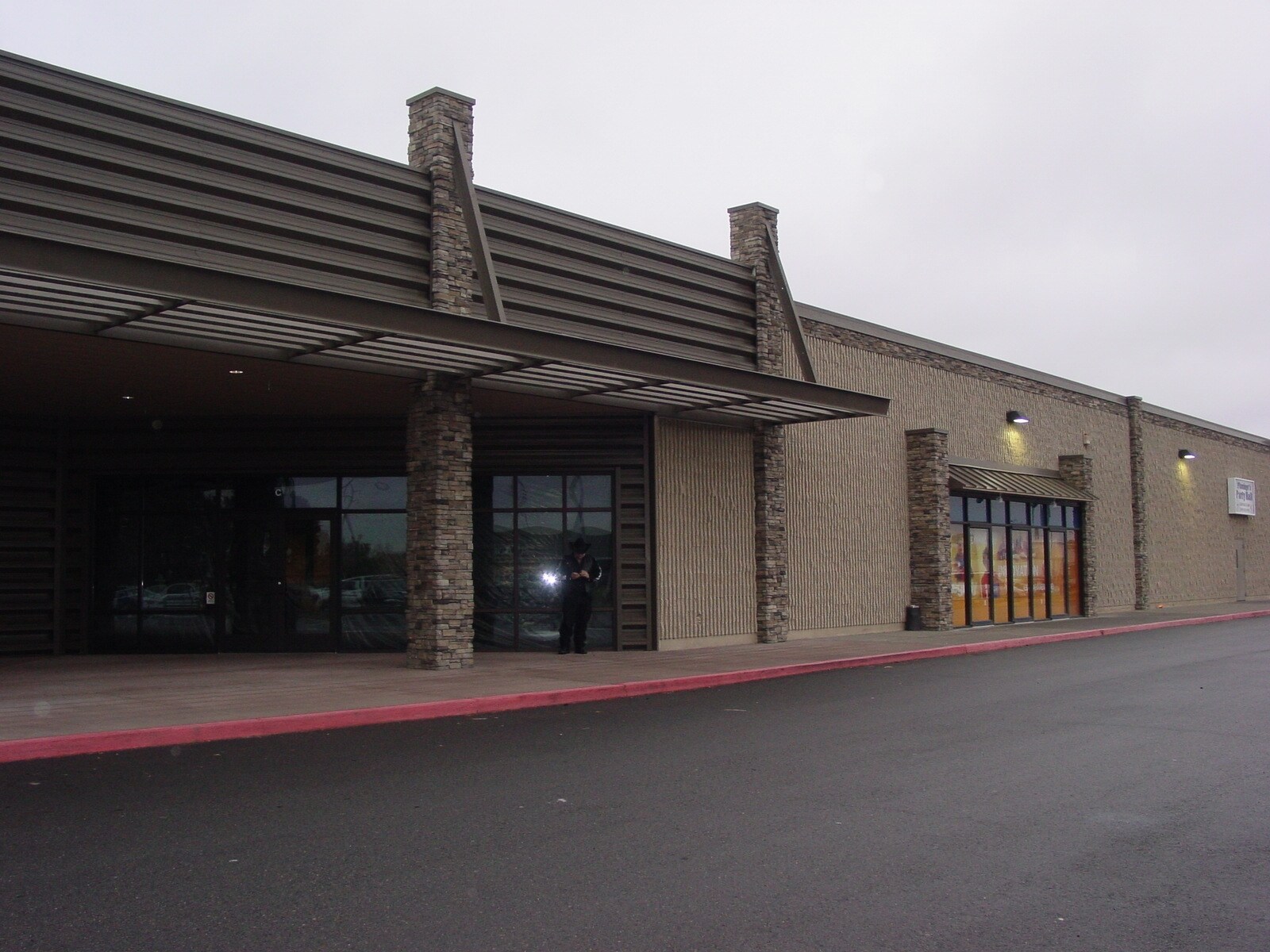 3521 W Court St, Pasco, WA for lease Primary Photo- Image 1 of 11