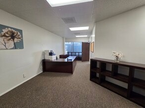 2427 Jefferson Ave, Ogden, UT for lease Interior Photo- Image 1 of 6