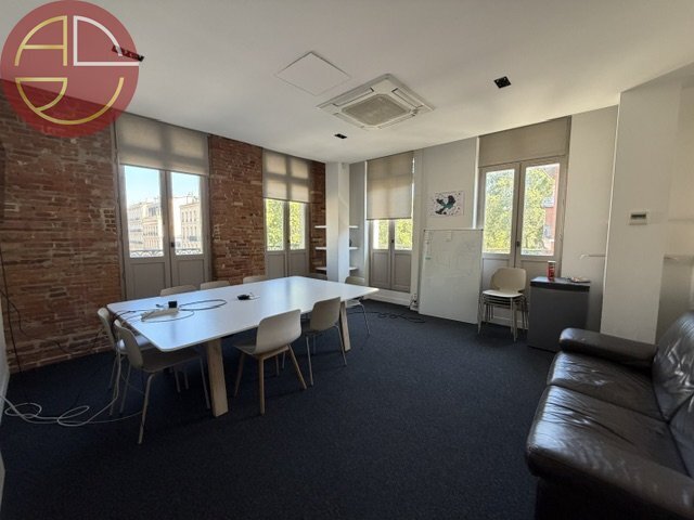 Office in Toulouse for lease - Interior Photo - Image 3 of 5