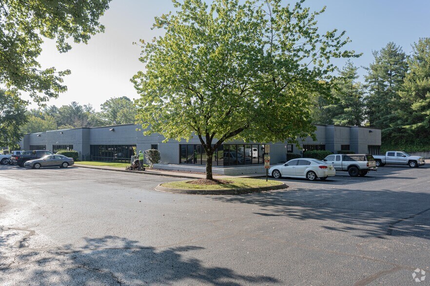 1655 Murfreesboro Rd, Nashville, TN for lease - Building Photo - Image 2 of 2