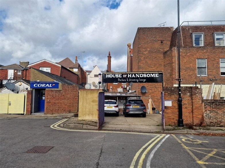 9 Market Pl, Basingstoke à vendre - Photo du bâtiment - Image 3 de 7