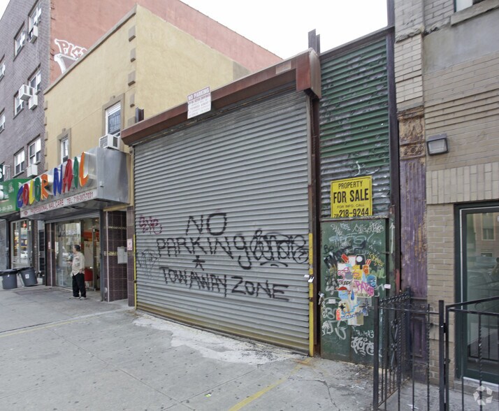 672 Broadway, Brooklyn, NY for sale - Primary Photo - Image 1 of 2