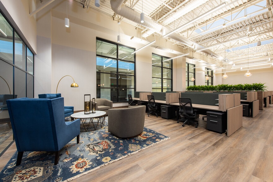 225 S Dixie Hwy, Coral Gables, FL for lease - Interior Photo - Image 2 of 34