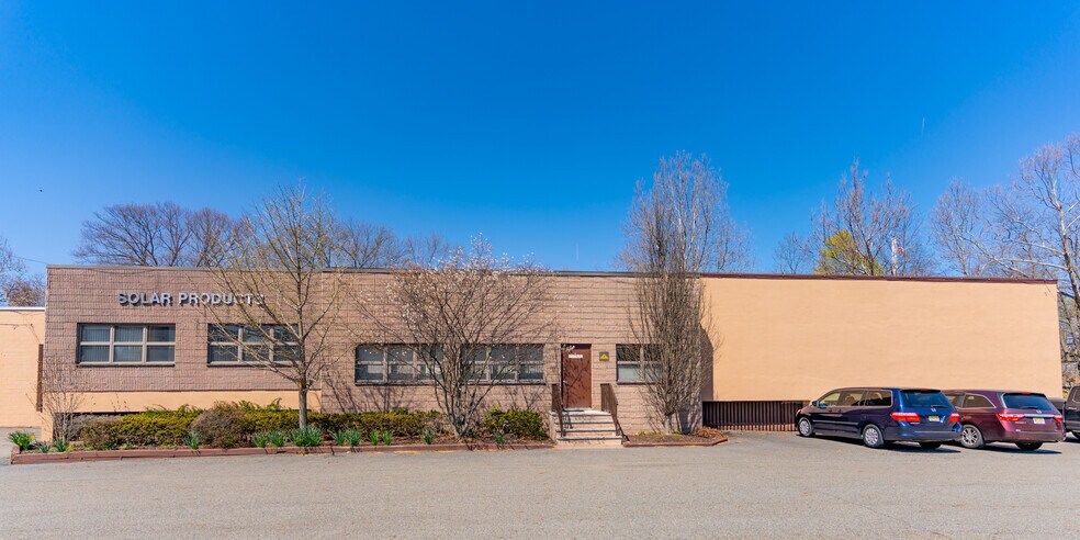 228 Wanaque Ave, Pompton Lakes, NJ à louer - Photo du bâtiment - Image 2 de 8