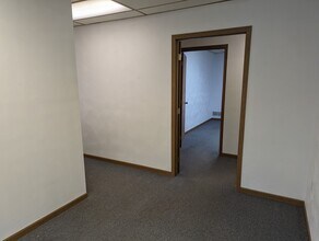 1015 Ferndale Ave, Johnstown, PA for lease Interior Photo- Image 2 of 10