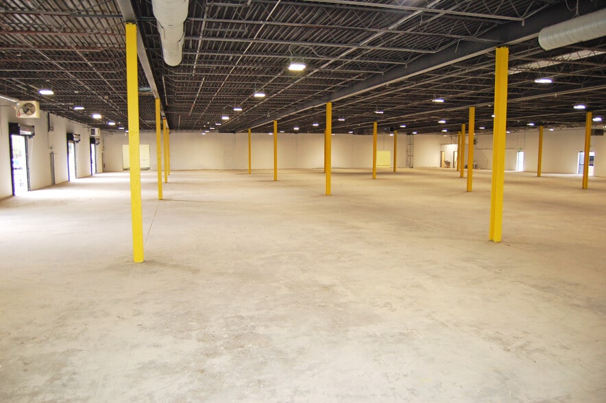 1716 Whitehead Rd, Woodlawn, MD for lease - Interior Photo - Image 3 of 7