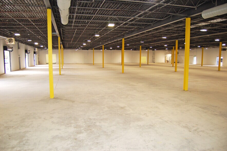 1716 Whitehead Rd, Woodlawn, MD à louer - Photo intérieure - Image 3 de 7