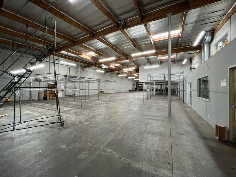337 S Anderson St, Los Angeles, CA à louer - Photo intérieure - Image 3 de 11