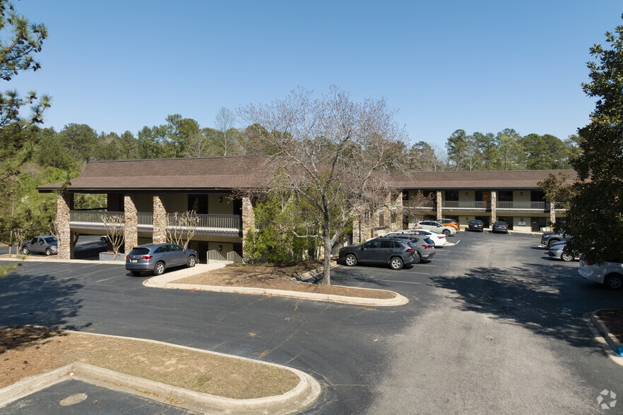 300 Cahaba Park Cir, Birmingham, AL à louer - Photo du bâtiment - Image 2 de 23