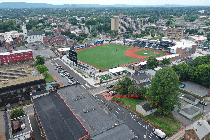 127 Summit ave, Hagerstown, MD for sale - Building Photo - Image 2 of 27