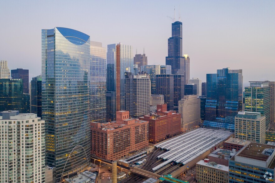 440 W Randolph St, Chicago, IL for sale - Aerial - Image 1 of 1