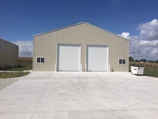 1178 Capital Dr SW, Cedar Rapids, IA for sale - Primary Photo - Image 1 of 4