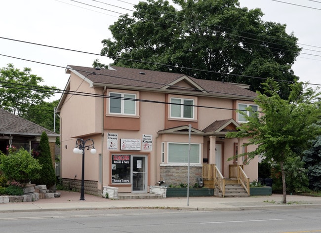Plus de détails pour 617 & 619 THE QUEENSWAY – à vendre, Toronto, ON