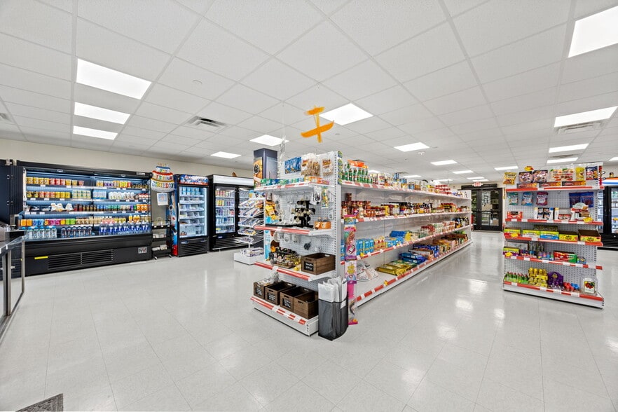 470 Mediterranean Dr, McKinney, TX à louer - Photo du bâtiment - Image 2 de 19